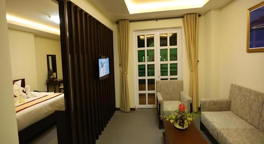 Tien Sa Hotel Da Nang Exterior photo